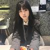 梦醒处泪染颊